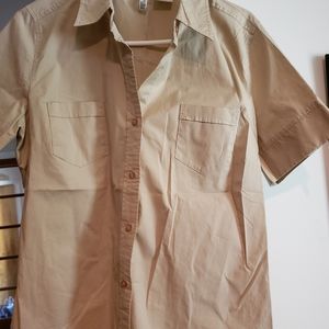 St. John's Bay Tan short sleeve blouse.